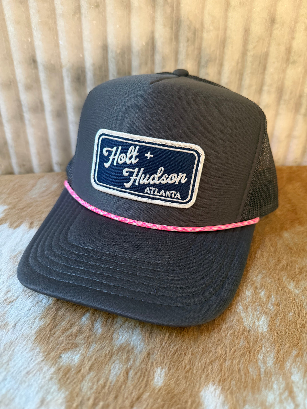 Golden Eye Truckers x H+H