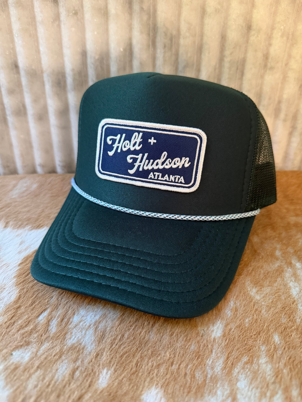 Golden Eye Truckers x H+H
